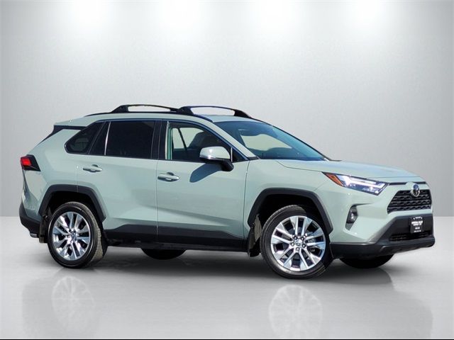 2022 Toyota RAV4 XLE Premium