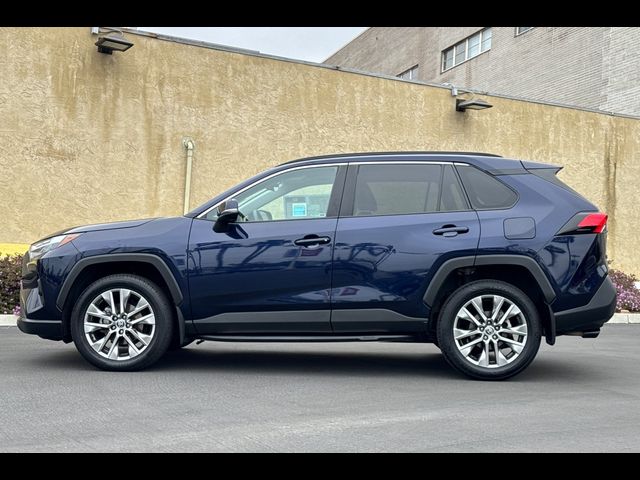 2022 Toyota RAV4 XLE Premium