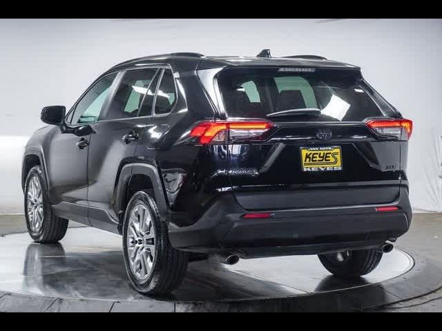 2022 Toyota RAV4 XLE Premium