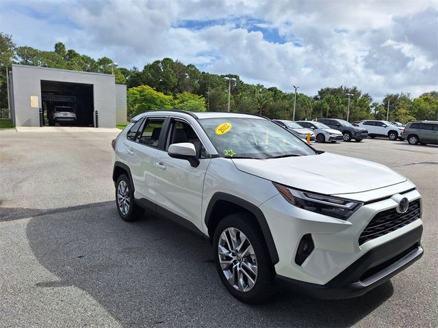 2022 Toyota RAV4 XLE Premium