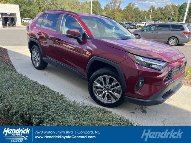 2022 Toyota RAV4 XLE Premium