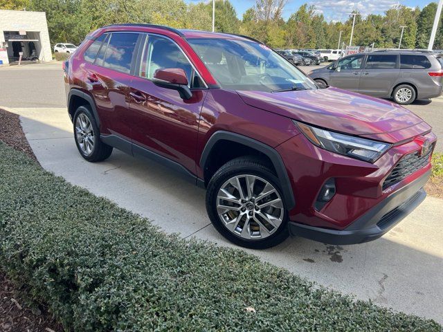 2022 Toyota RAV4 XLE Premium