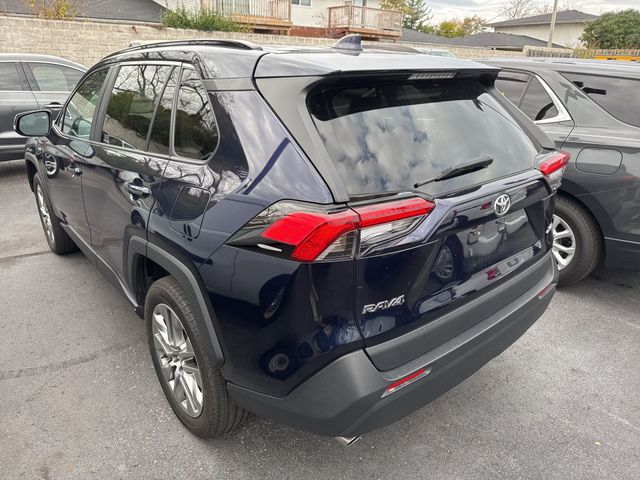 2022 Toyota RAV4 XLE Premium