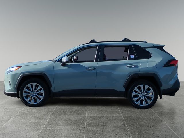 2022 Toyota RAV4 XLE Premium