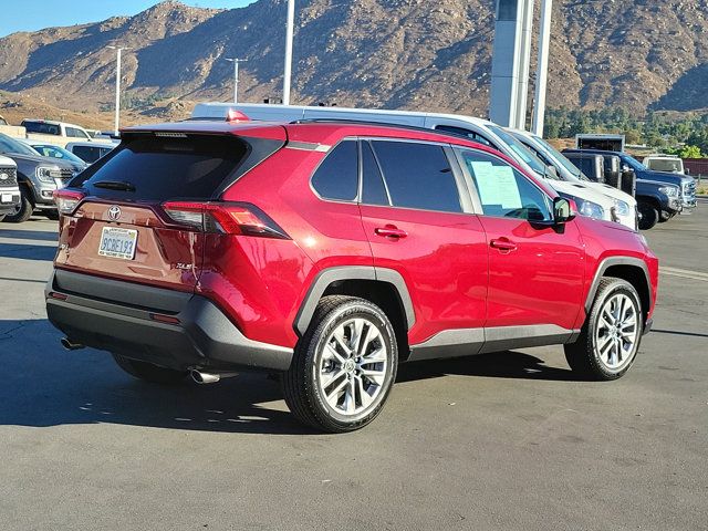 2022 Toyota RAV4 XLE Premium