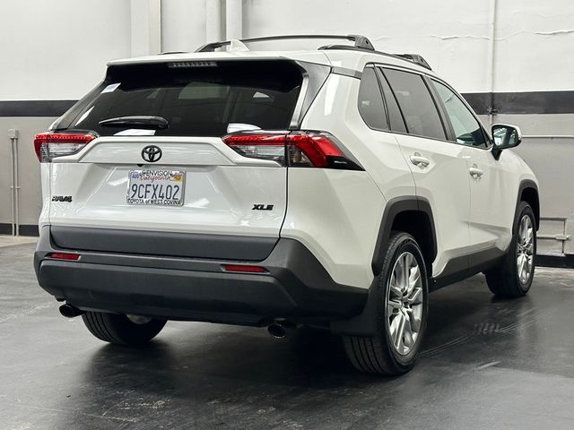 2022 Toyota RAV4 XLE Premium