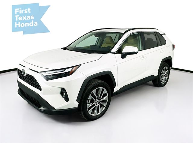 2022 Toyota RAV4 XLE Premium