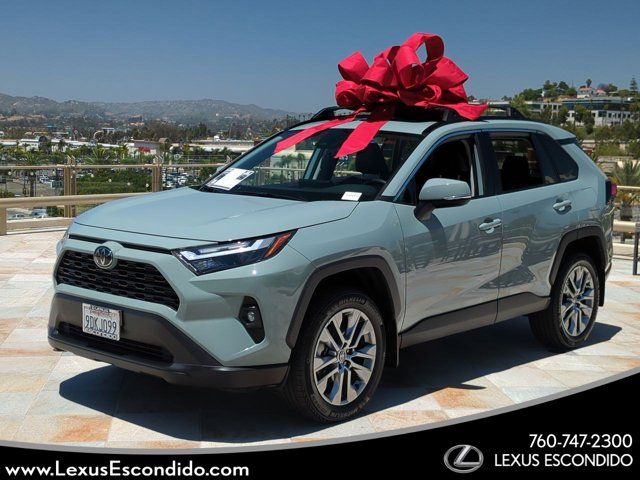 2022 Toyota RAV4 XLE Premium