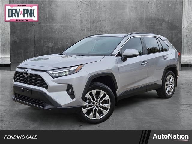 2022 Toyota RAV4 XLE Premium