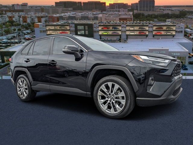 2022 Toyota RAV4 XLE Premium