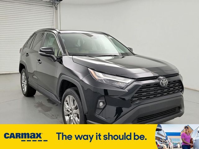 2022 Toyota RAV4 XLE Premium