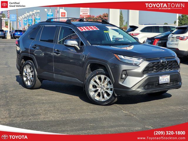 2022 Toyota RAV4 XLE Premium