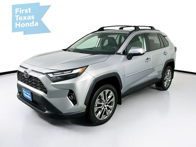 2022 Toyota RAV4 XLE Premium