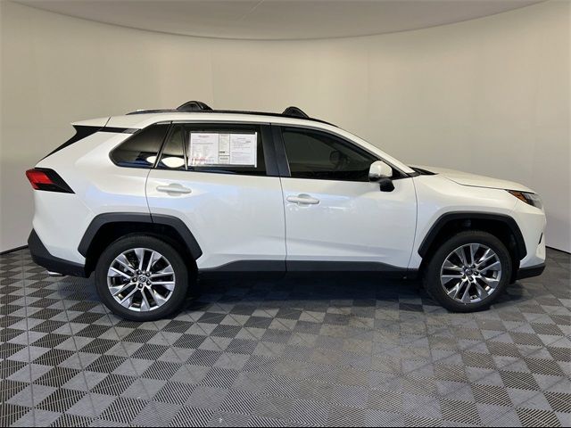 2022 Toyota RAV4 XLE Premium