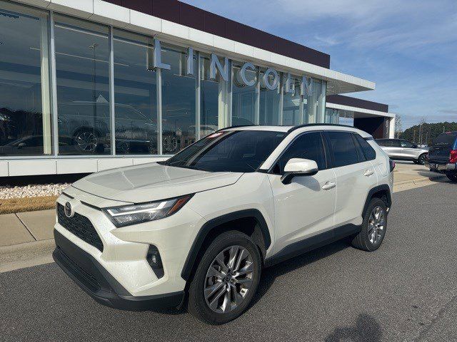 2022 Toyota RAV4 XLE Premium