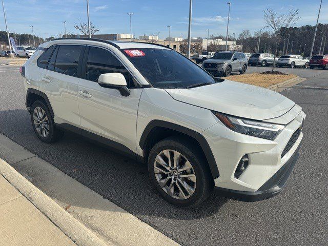 2022 Toyota RAV4 XLE Premium