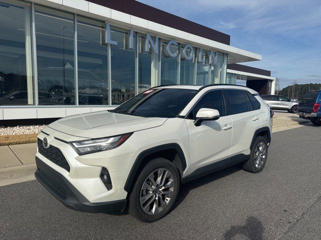 2022 Toyota RAV4 XLE Premium