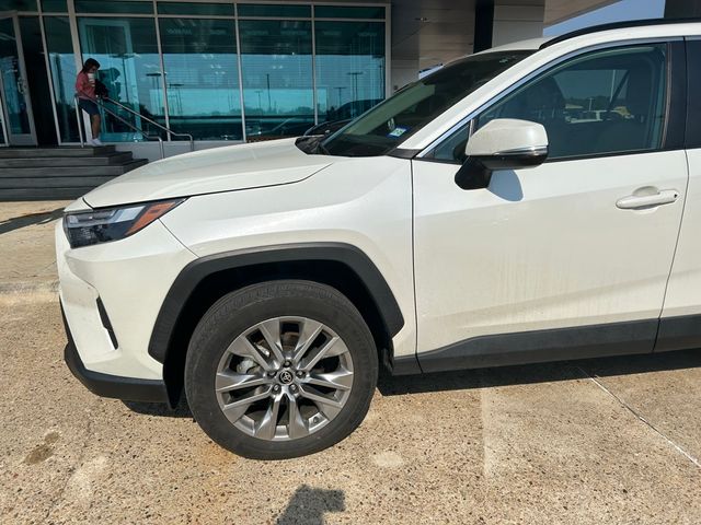 2022 Toyota RAV4 XLE Premium