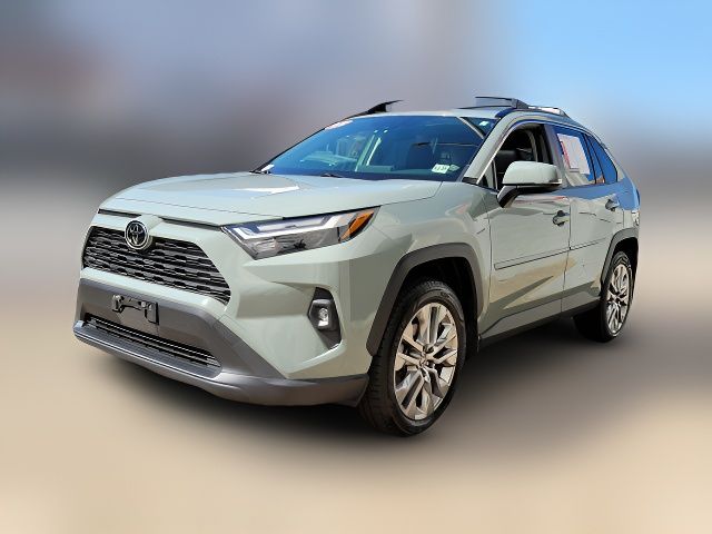 2022 Toyota RAV4 XLE Premium