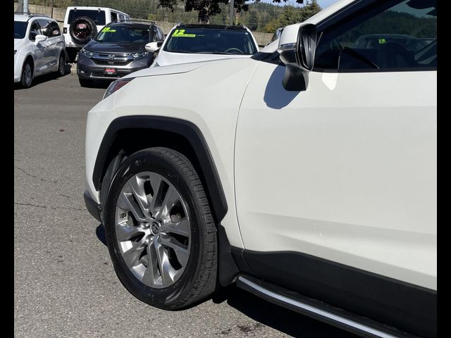 2022 Toyota RAV4 XLE Premium