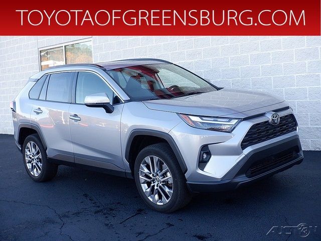 2022 Toyota RAV4 XLE Premium