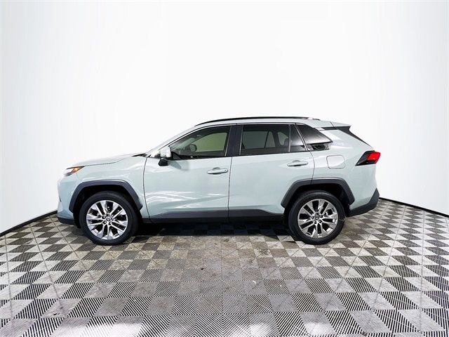 2022 Toyota RAV4 XLE Premium