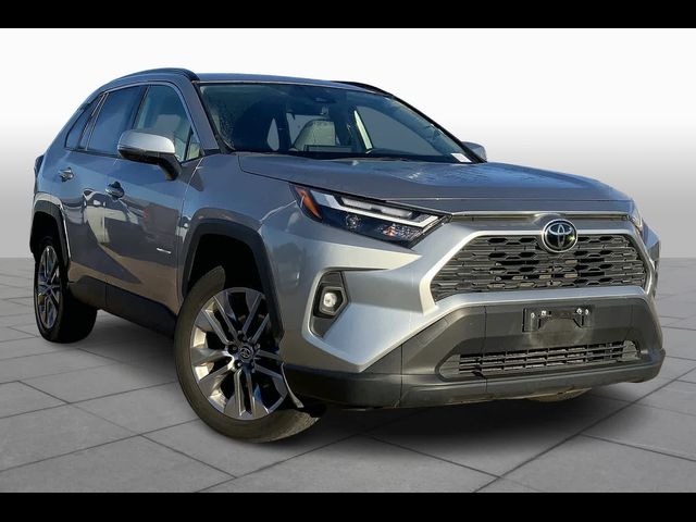 2022 Toyota RAV4 XLE Premium