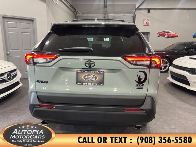 2022 Toyota RAV4 XLE Premium