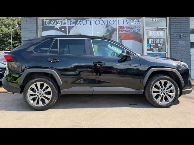 2022 Toyota RAV4 XLE Premium