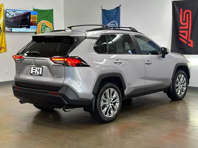 2022 Toyota RAV4 XLE Premium