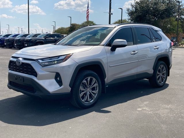 2022 Toyota RAV4 Hybrid XLE Premium