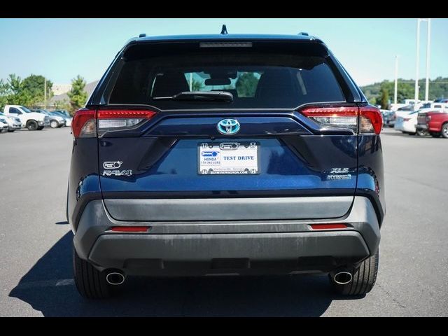 2022 Toyota RAV4 Hybrid XLE Premium