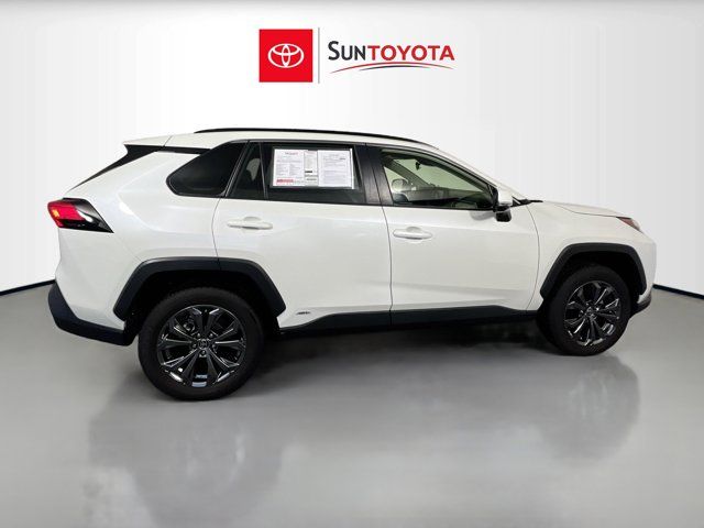 2022 Toyota RAV4 Hybrid XLE Premium