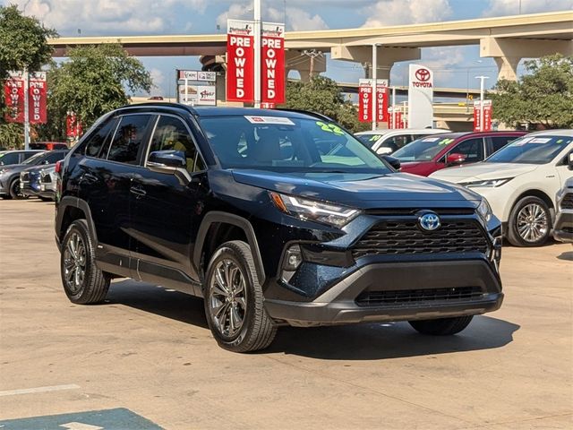 2022 Toyota RAV4 Hybrid XLE Premium