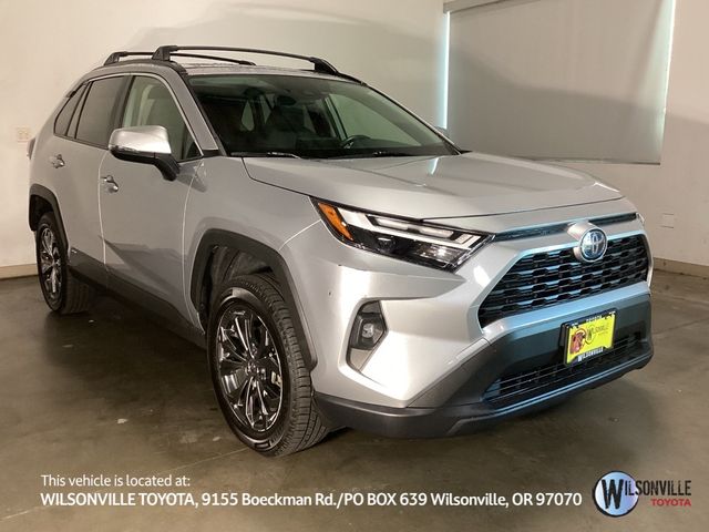 2022 Toyota RAV4 Hybrid XLE Premium