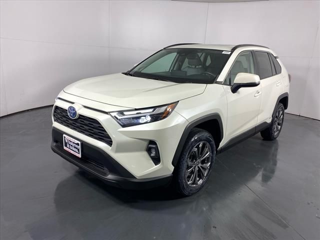 2022 Toyota RAV4 Hybrid XLE Premium