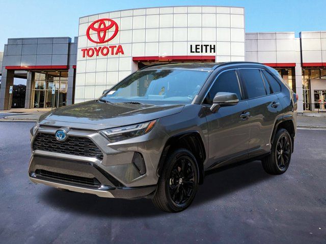 2022 Toyota RAV4 Hybrid SE