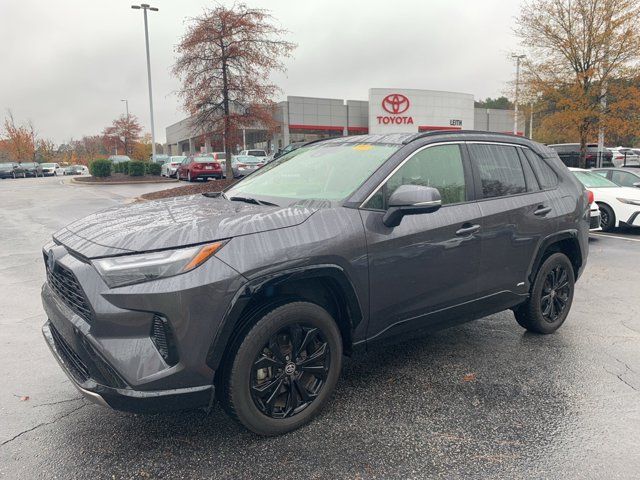 2022 Toyota RAV4 Hybrid SE