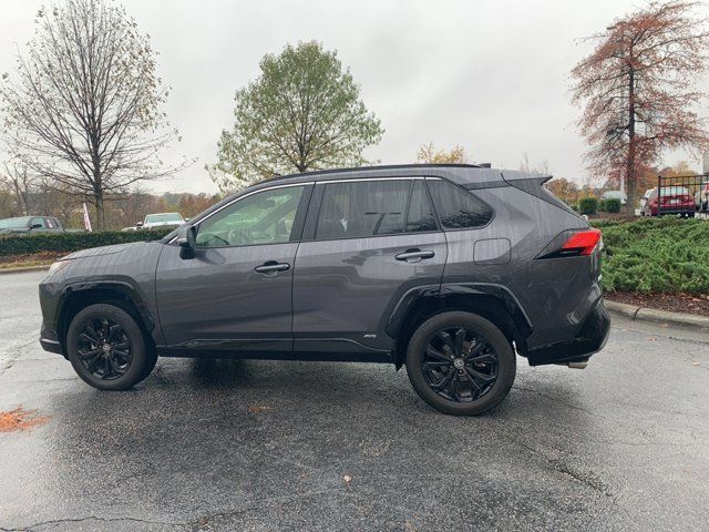 2022 Toyota RAV4 Hybrid SE