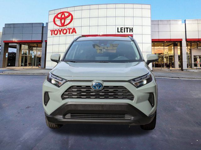 2022 Toyota RAV4 Hybrid XLE