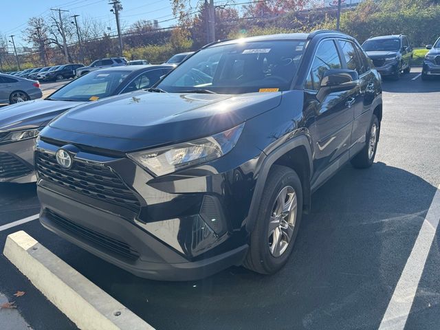 2022 Toyota RAV4 Hybrid LE