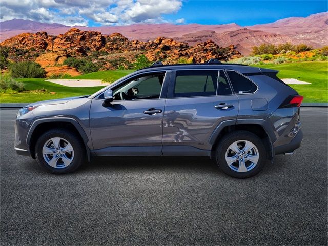 2022 Toyota RAV4 Hybrid LE
