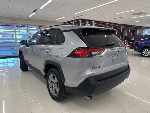 2022 Toyota RAV4 Hybrid LE