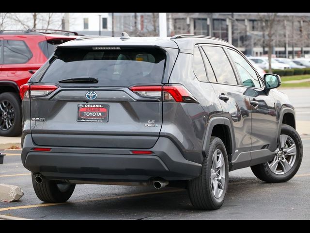 2022 Toyota RAV4 Hybrid LE