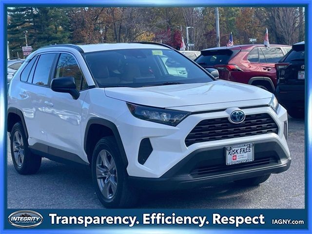 2022 Toyota RAV4 Hybrid LE