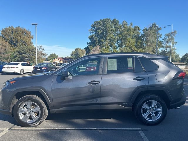 2022 Toyota RAV4 Hybrid LE