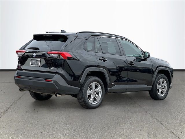 2022 Toyota RAV4 Hybrid LE