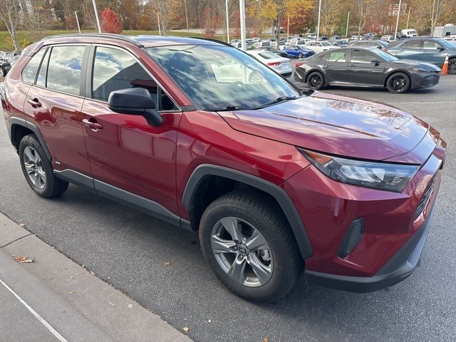 2022 Toyota RAV4 Hybrid LE