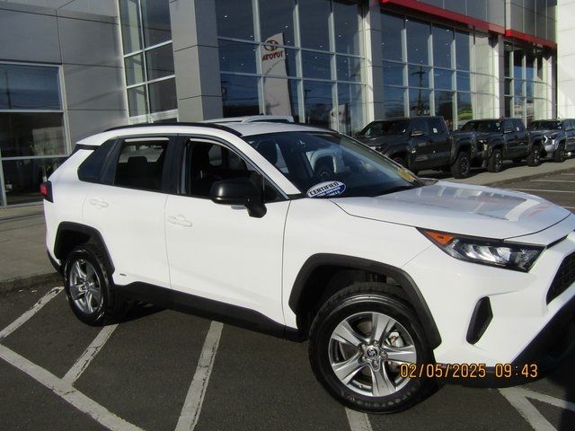 2022 Toyota RAV4 Hybrid LE