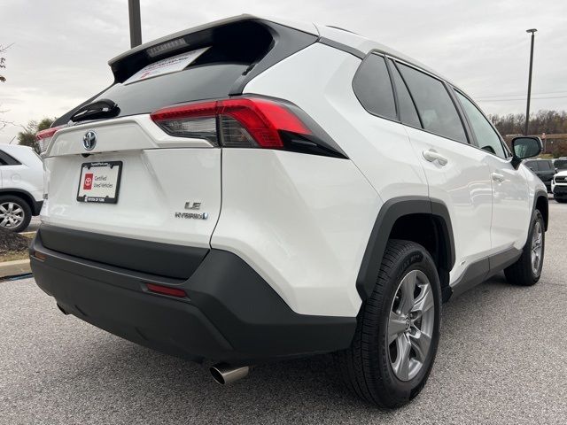 2022 Toyota RAV4 Hybrid LE